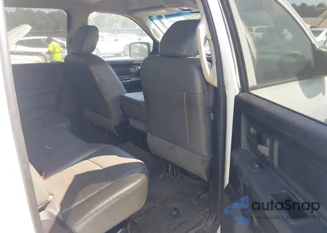 2017 Ram 2500 Tradesman 4X2 6'4 Box из США, поврежденный, VIN 3C6TR4CT1HG623996